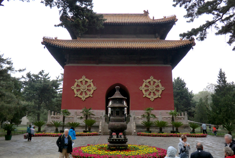 chengde-petit-potala-pavillon-des-steles