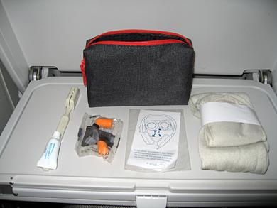 Vol Paris-Pekin en class premium economy : trousse de toilette