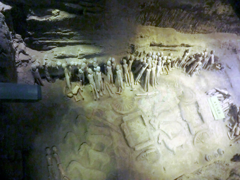 xian-musee-tombeau-empereur-yangling-fosse